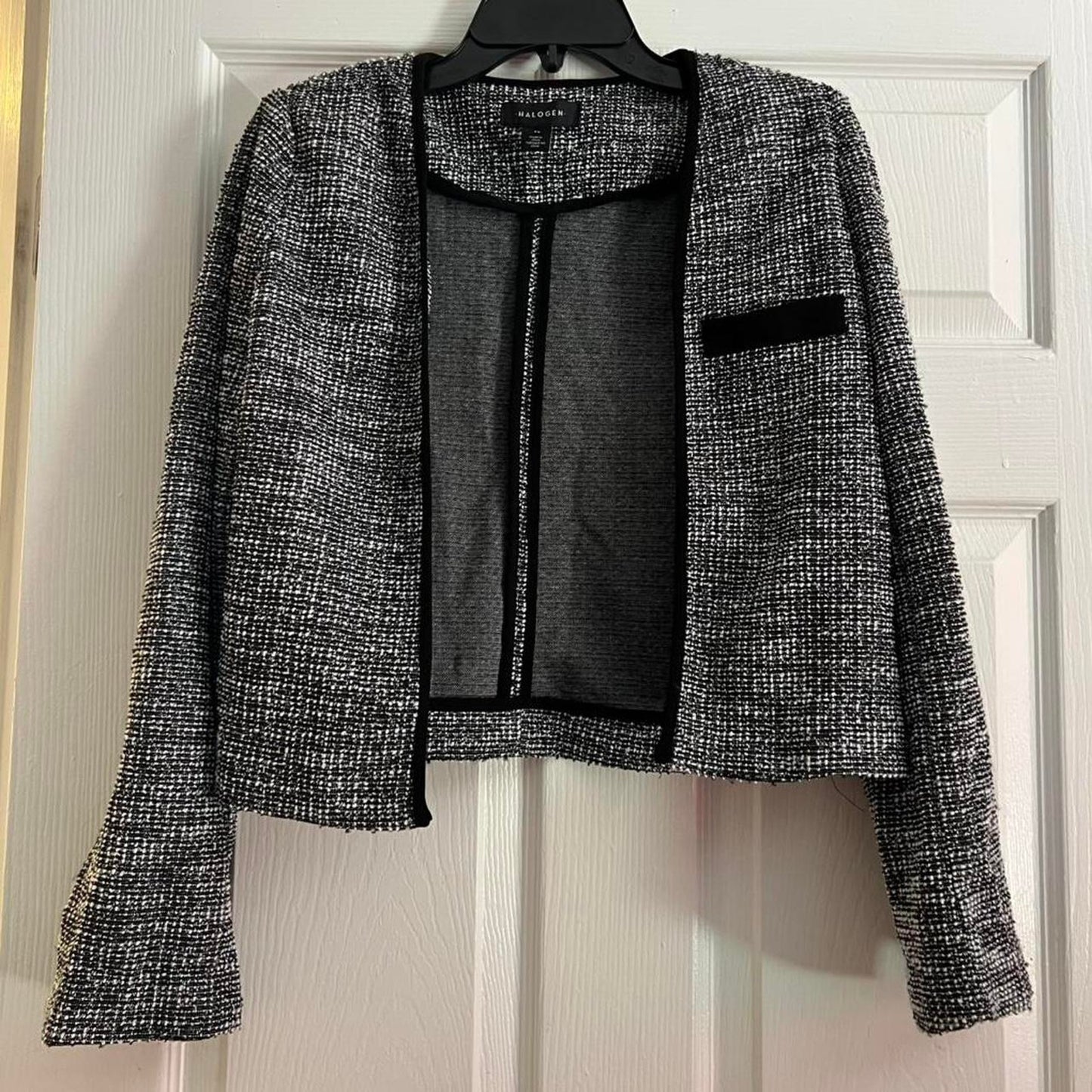Halogen Black & White Tweed Cropped Jacket- SIZE XS